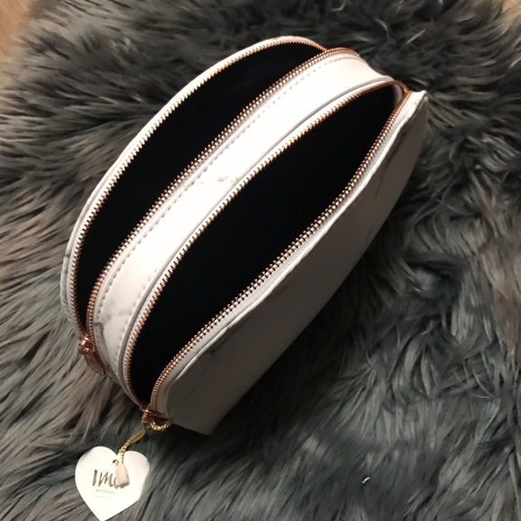 😇Imoshion Vegan Leather Gray and black Cosmetic Bag - Picture 4 of 8